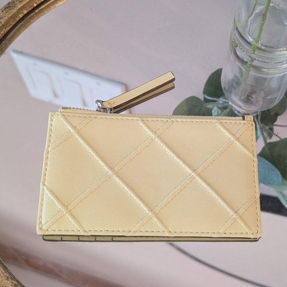 Tory Burch Fleming Quilted Zip Leather Card Case Pale Yellow